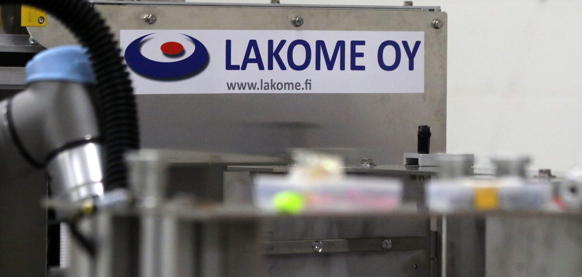 Lakome automaatio automaattinen liimaus liimauslaite